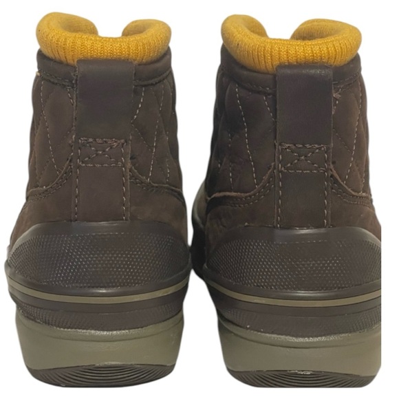 🎁SALE🎁CLARKS MUCKER WATERPROOF INSULATED BROWN ZIP FRONT BOOTS SZ 6.5 MED EUC - Picture 5 of 12